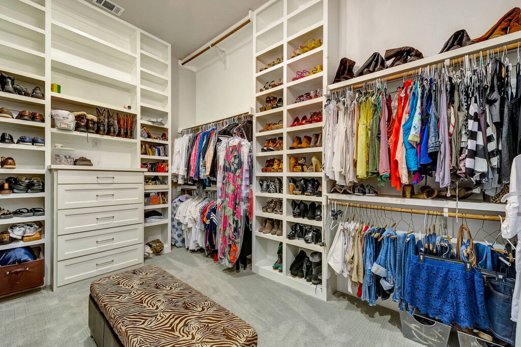 Expert Closet Designer: Custom Storage Solutions for Every Space 2 9408 marbella fort worth texas realty pro shots imgeaf13f6c05c43f06 14 5314 1 c77f0f8